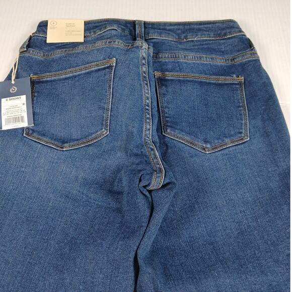 Universal Thread New Curvy Skinny Jeans - Dark Blue, Size 6 - Picture 3 of 4